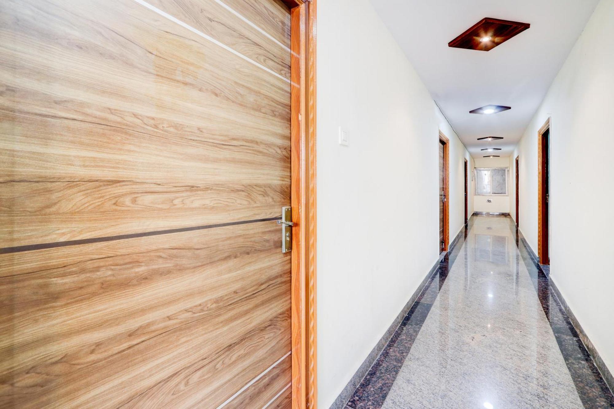 Hotel O Anoos Minarva 하이데라바드 외부 사진